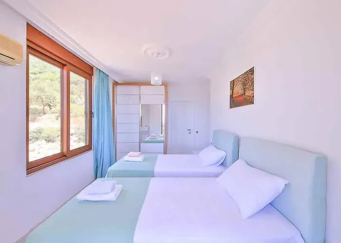 Comfy Ipek With Pool Kaş