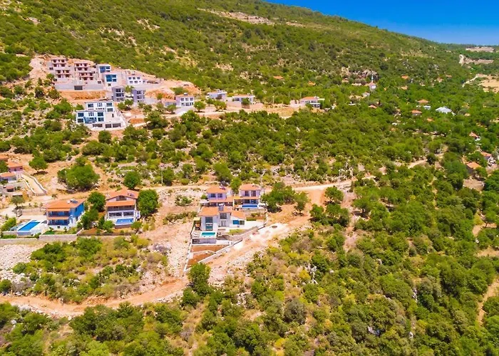 Comfy Ipek With Pool Willa *